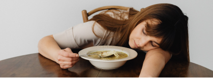 Sensazione di spossatezza dopo pranzo: da cosa dipende davvero?